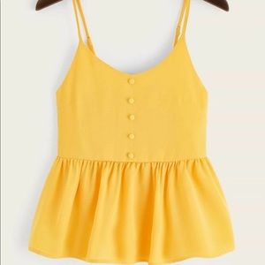 Cute yellow tank top with buttons NWOT